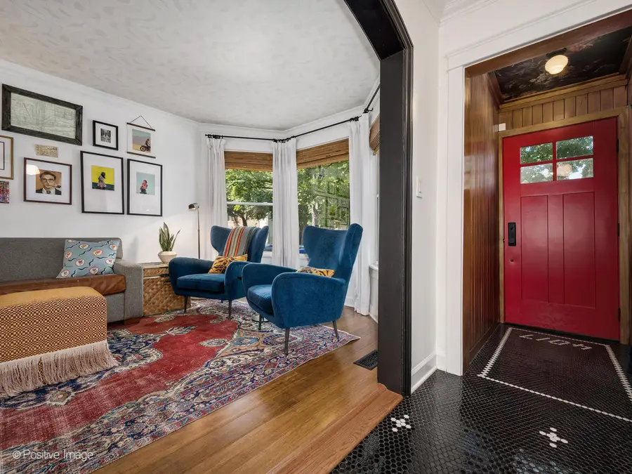 4017 N Whipple Street, Chicago, IL 60618 - Image #3