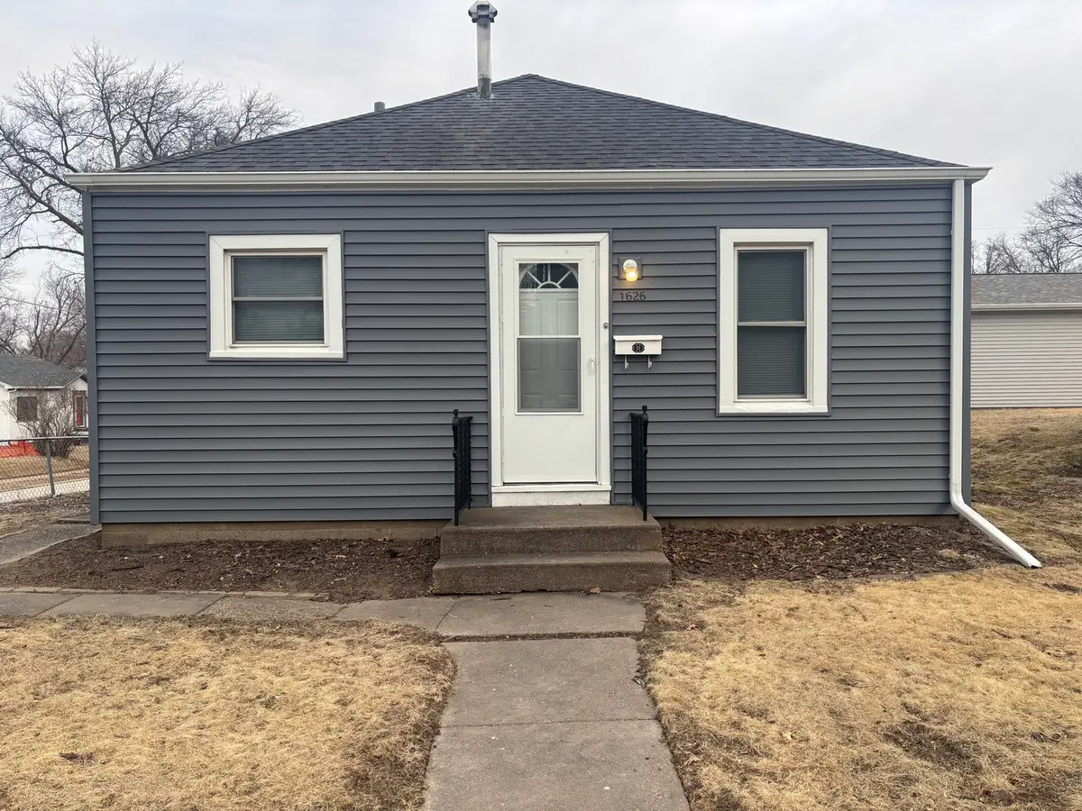 1626 Florence Lane, Davenport, IA 52804 - #1