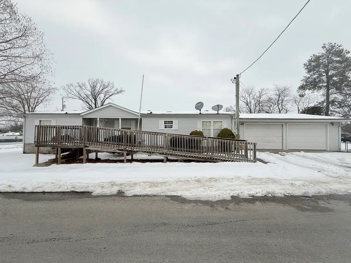 410 W Mable Street, Harrisburg, IL 62946 - #1