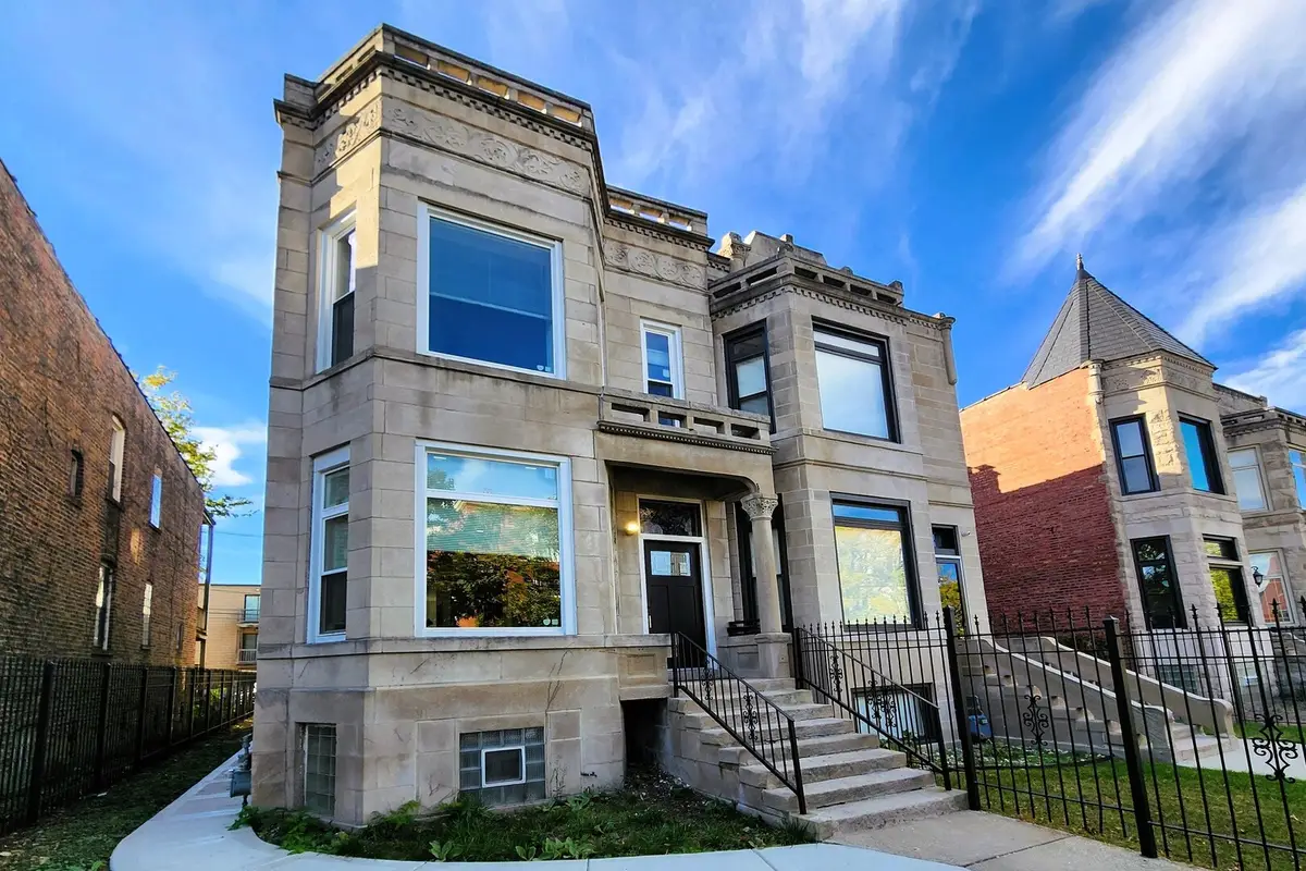 6450 S Greenwood Avenue, Chicago, IL 60637 - #1