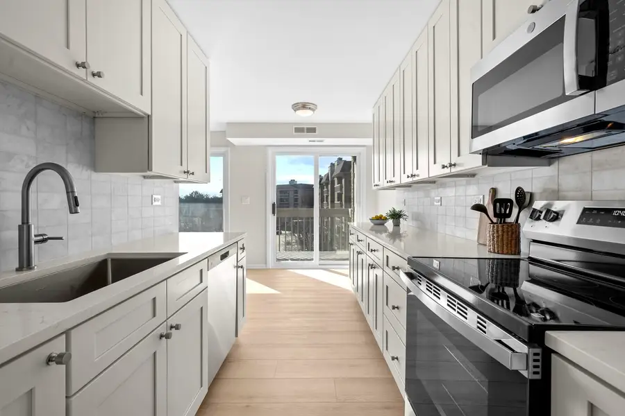 1250 Rudolph Road #4F, Northbrook, IL 60062 - #2