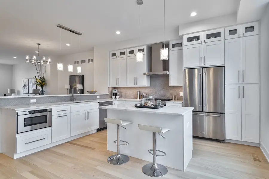 3504 N Central Avenue, Chicago, IL 60634 - #2