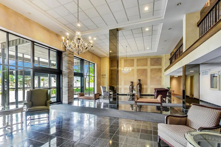 6340 Americana Drive #701, Willowbrook, IL 60527 - #2