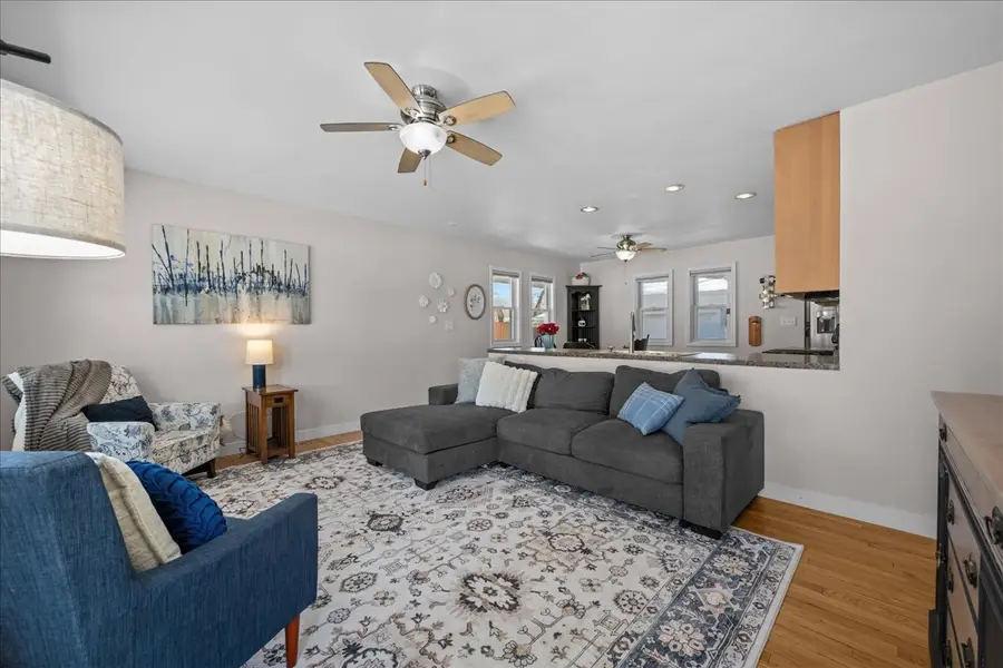 Address Withheld By Seller, Geneva, IL 60134 - #3