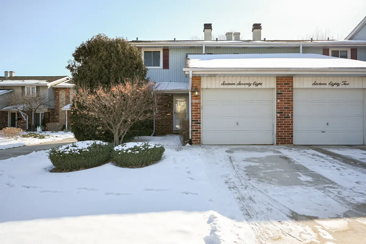 1678 Groton Court #1678, Wheaton, IL 60189 - Image #1