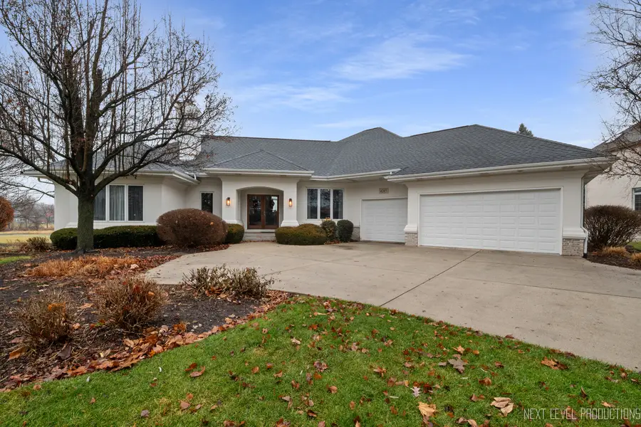 4205 Royal Fox Drive, Saint Charles, IL 60174 - Image #2