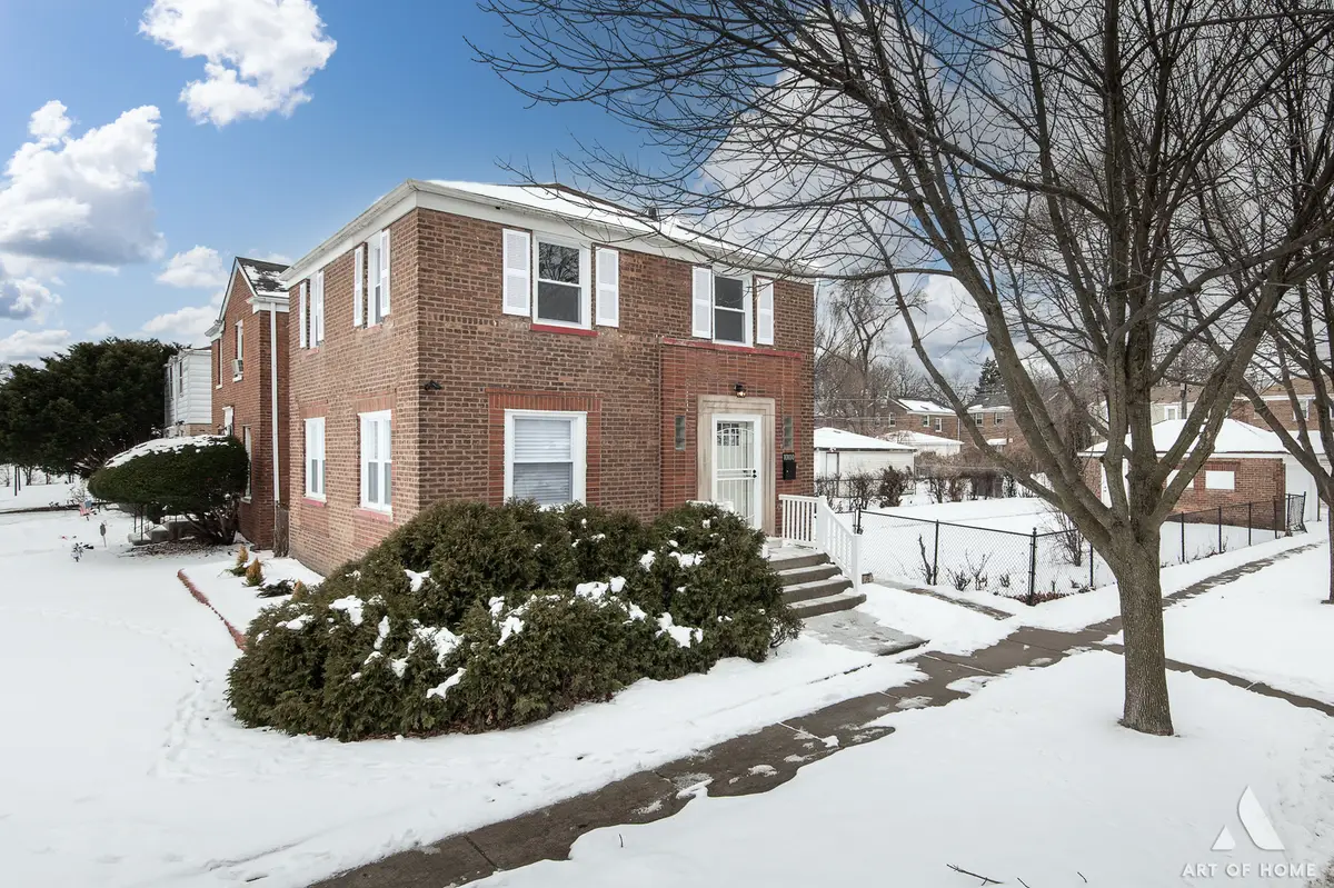 10100 S Luella Avenue, Chicago, IL 60617 - Image #1