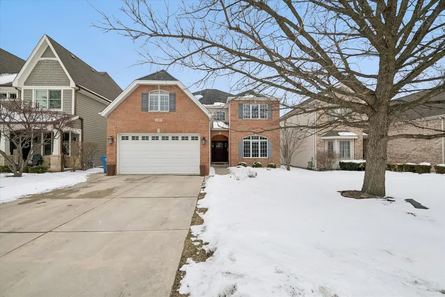 146 N Walnut Street, Elmhurst, IL 60126 - Image #2