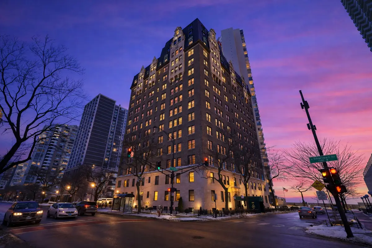 6101 N Sheridan Road #12E, Chicago, IL 60660 - #1