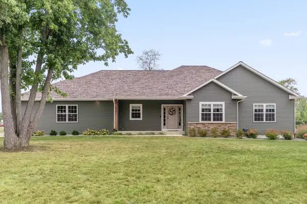 6551 S Westwood Avenue, Rochelle, IL 61068