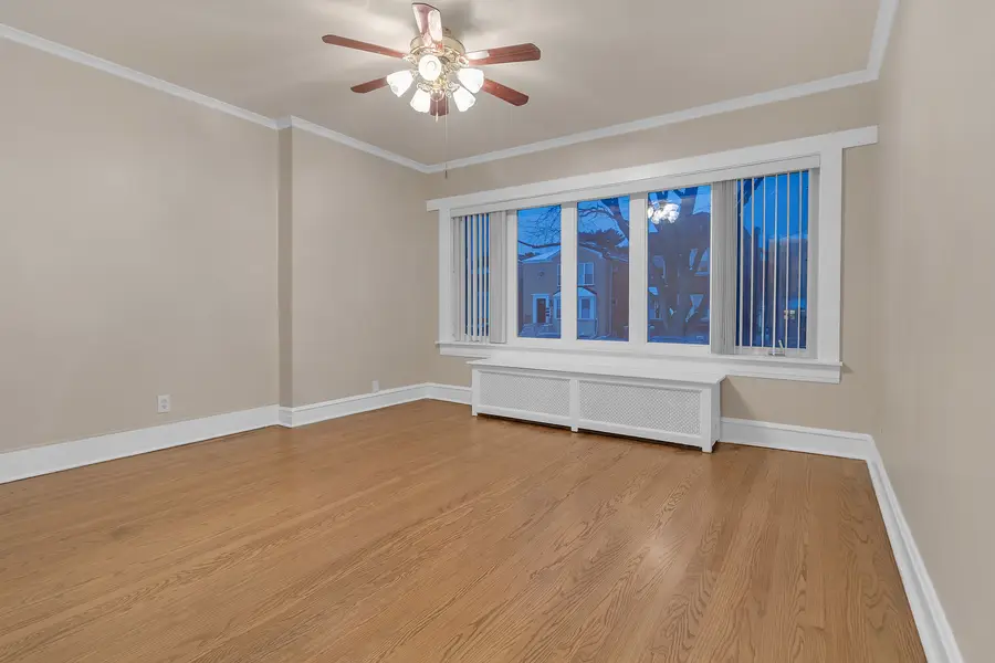 6138 N Meade Avenue, Chicago, IL 60646 - Image #3