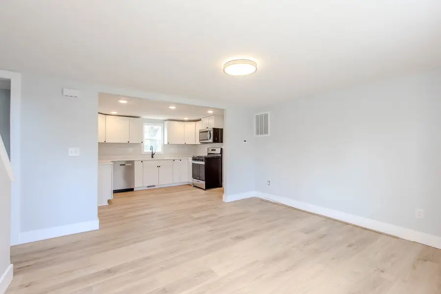 305 Chestnut Street, Hudson, IL 61748 - #3