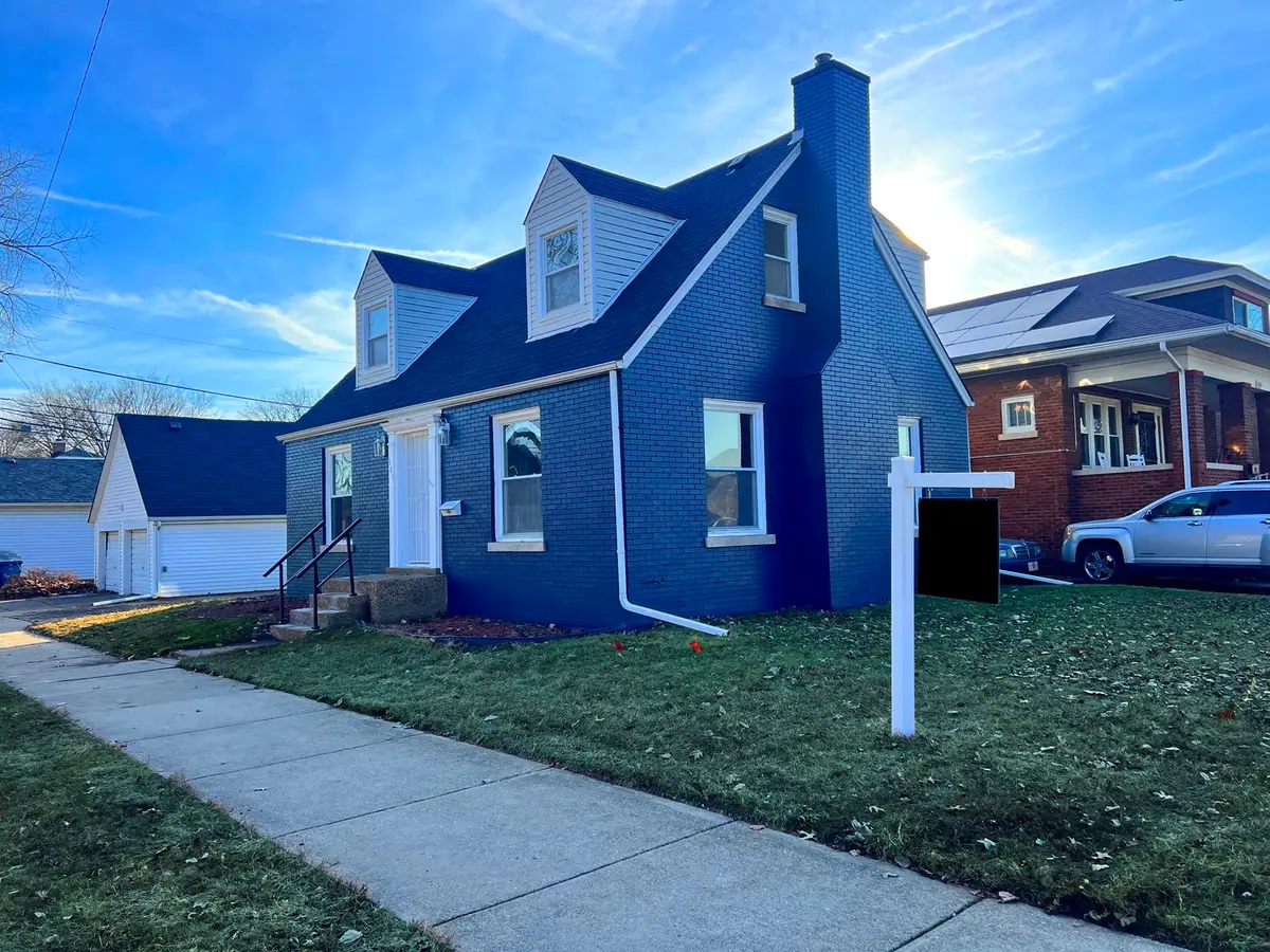 301 Warren Street, Calumet City, IL 60409 - #1