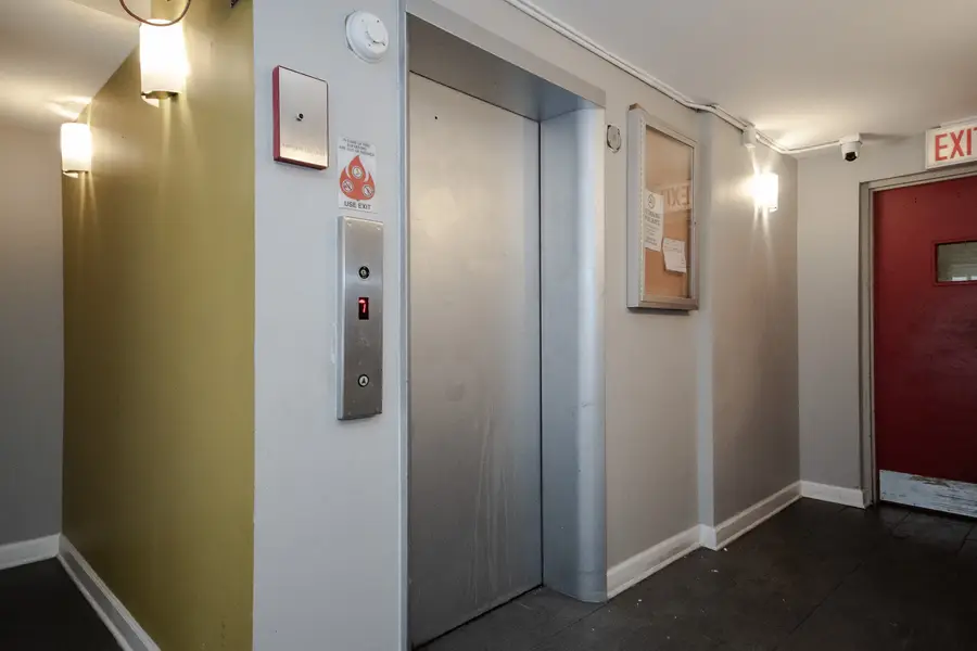 7854 S South Shore Drive #514, Chicago, IL 60649 - Image #2