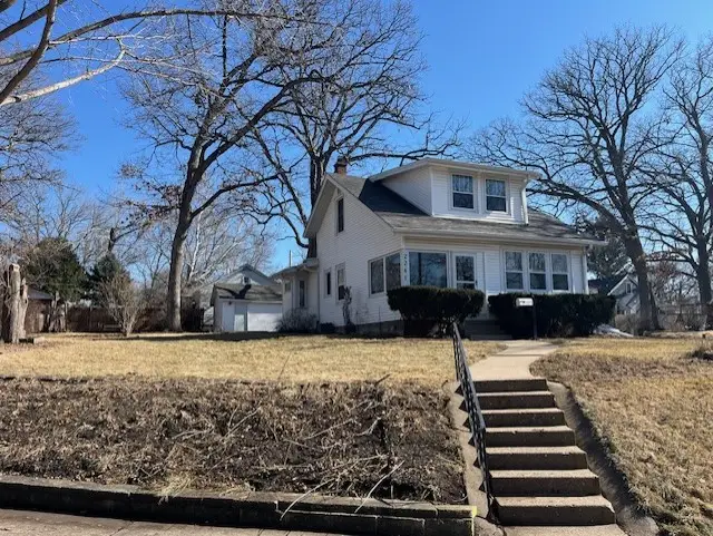 2241 26th Street, Rock Island, IL 61201 - #2