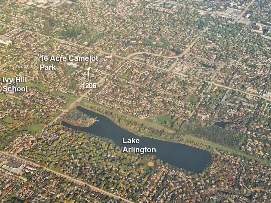 1206 E Suffield Drive, Arlington Heights, IL 60004 - #2