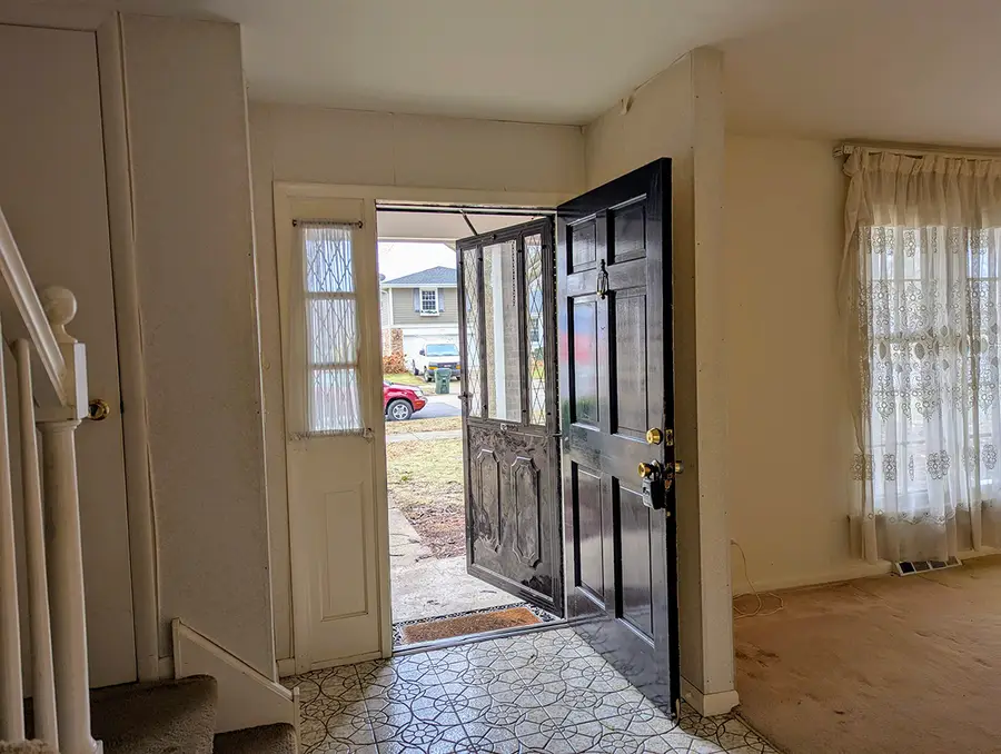 1206 E Suffield Drive, Arlington Heights, IL 60004 - #3