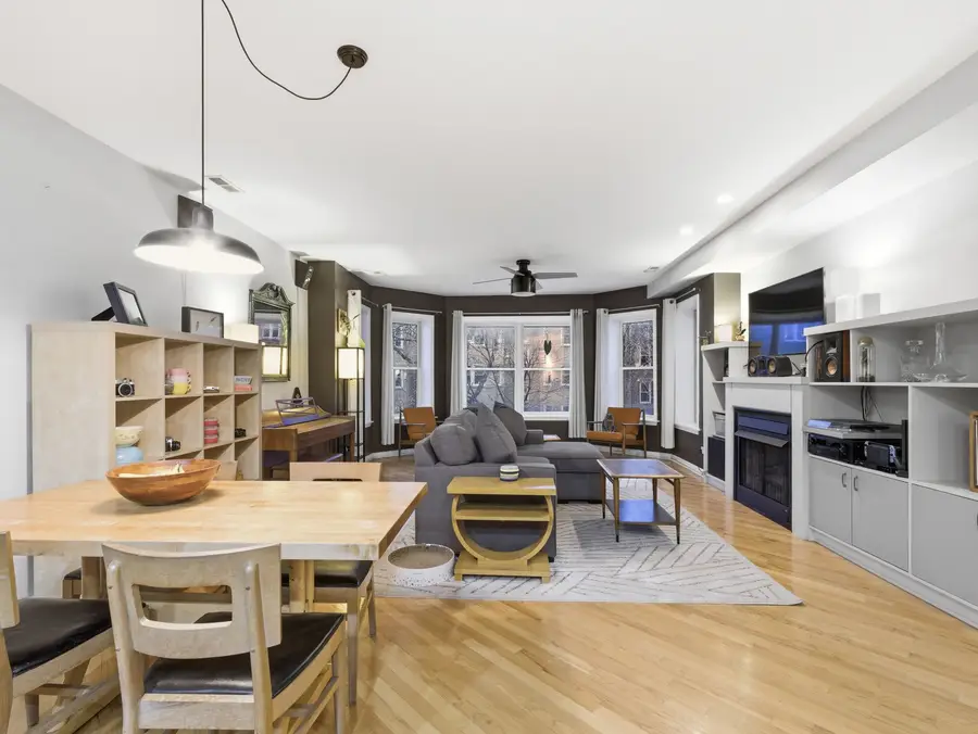 4250 N Mozart Street #2N, Chicago, IL 60618 - #3