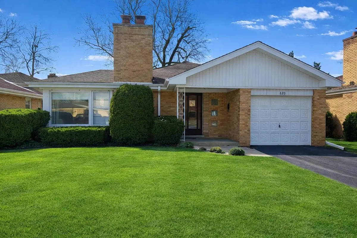 820 N Delphia Avenue, Park Ridge, IL 60068 - #1