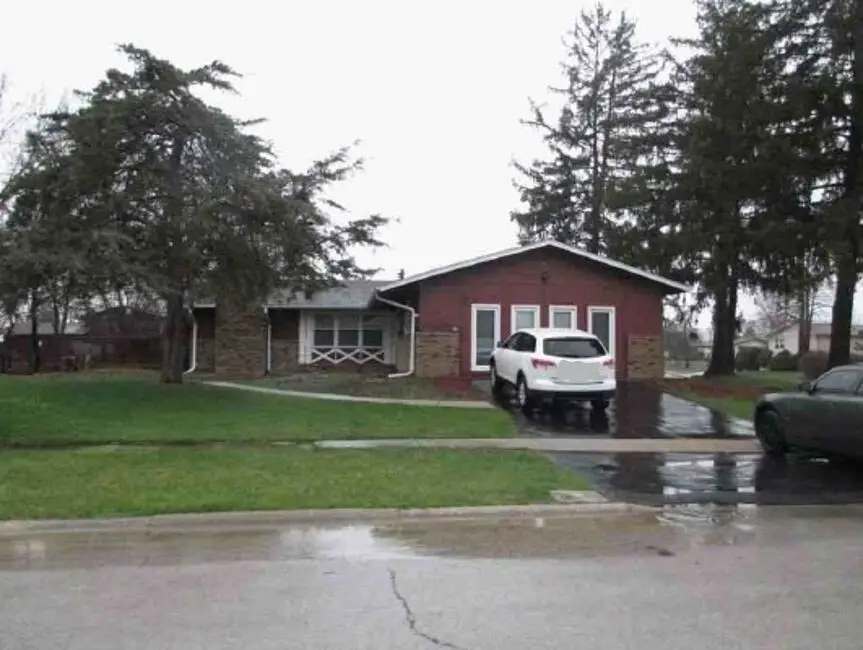 18900 Oakwood Court, Country Club Hills, IL 60478 - #2