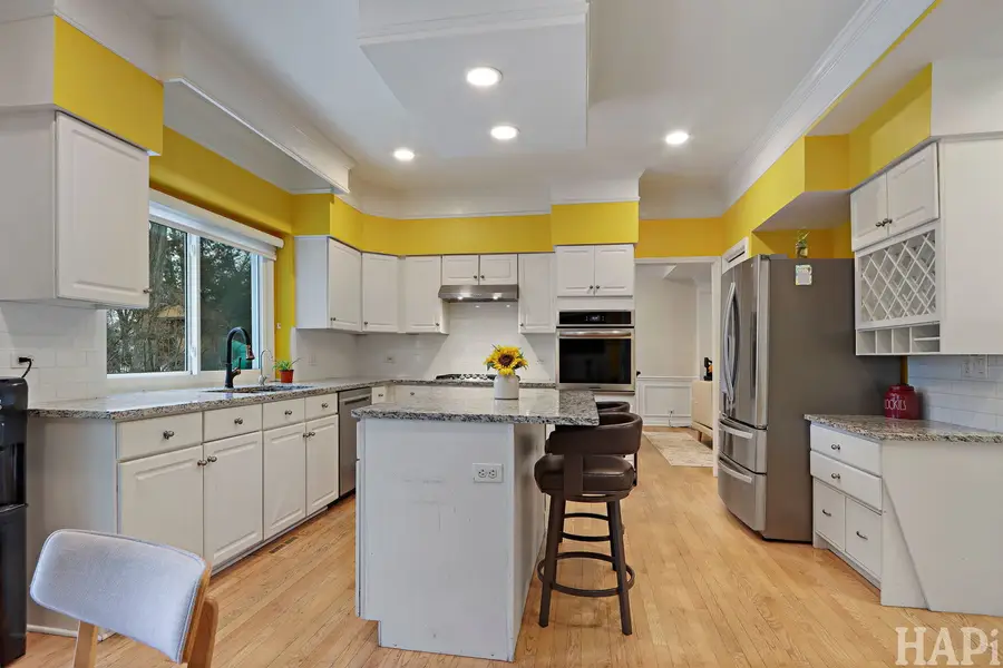 1121 Williamsburg Circle, Grayslake, IL 60030 - #2