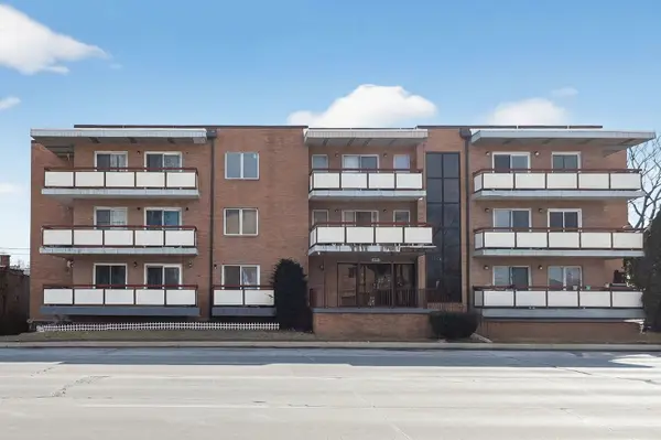 6441 W Pershing Road #305, Stickney, IL 60402