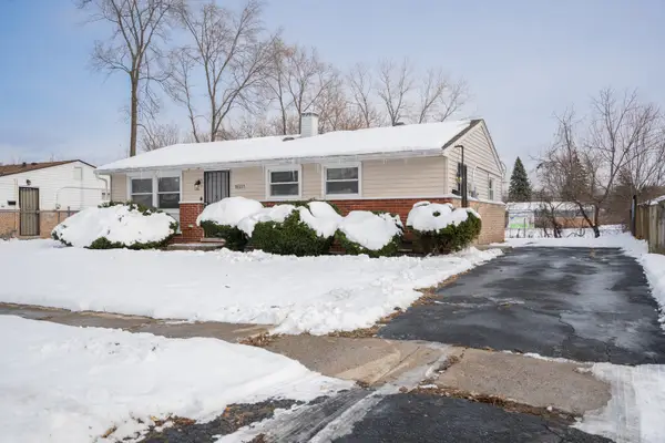 16551 Plymouth Drive, Markham, IL 60428