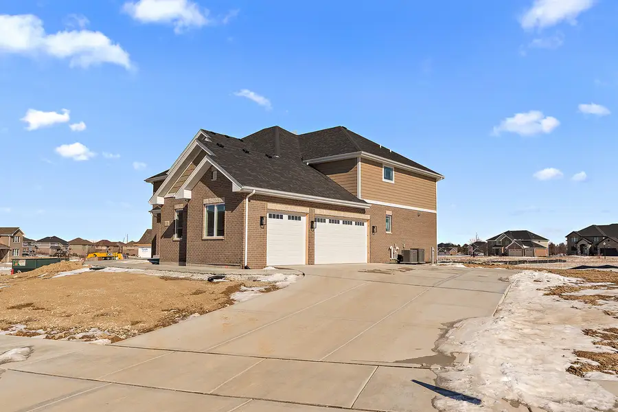 8178 S Stanley Trail, Frankfort, IL 60423 - Image #3