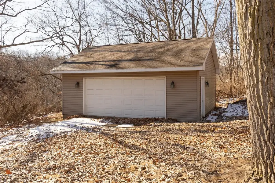 605 Sherwood Glen, Princeton, IL 61356 - #3