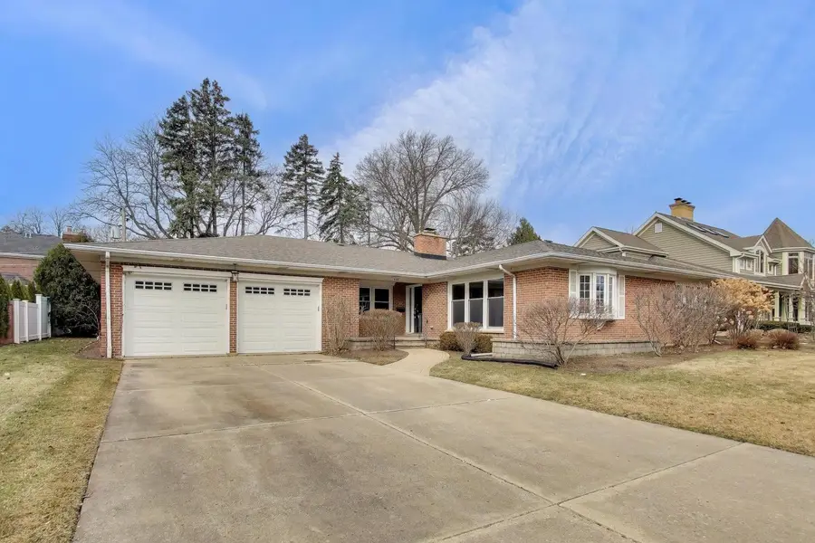 626 N Haddow Avenue, Arlington Heights, IL 60004 - #2