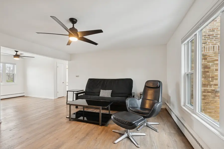 1535 Monroe Avenue #3, River Forest, IL 60305 - #2