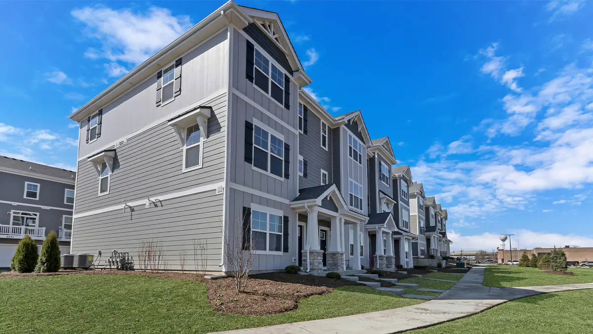 559 Yosemite Way, Mundelein, IL 60060 - Image #1