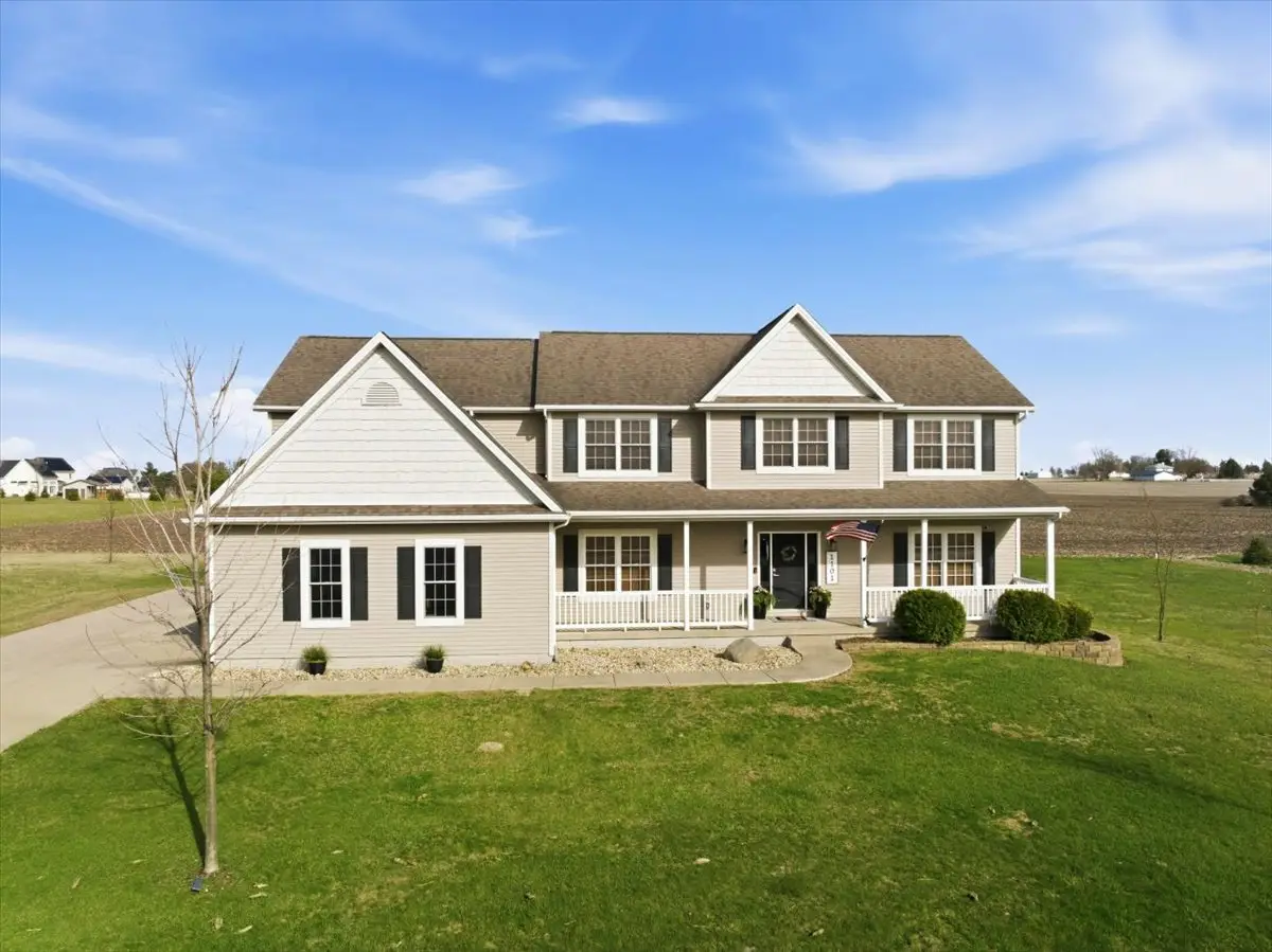 1101 N Pine Street, El Paso, IL 61738 - #1