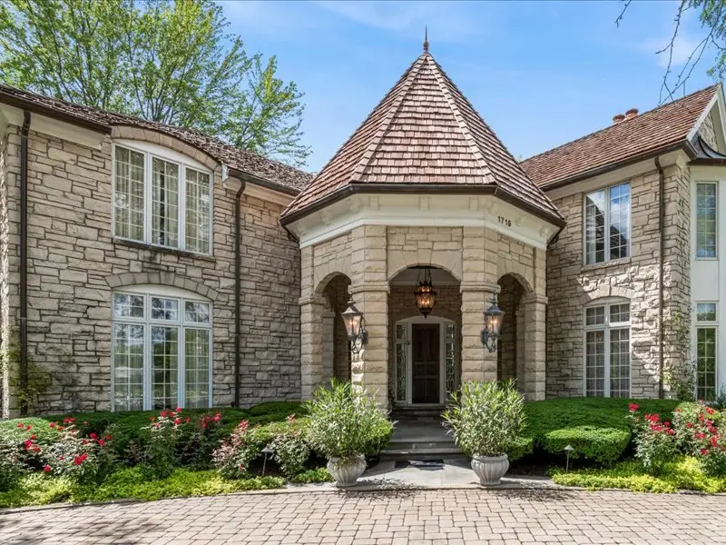 1719 Midwest Club Parkway, Oak Brook, IL 60523 - #2