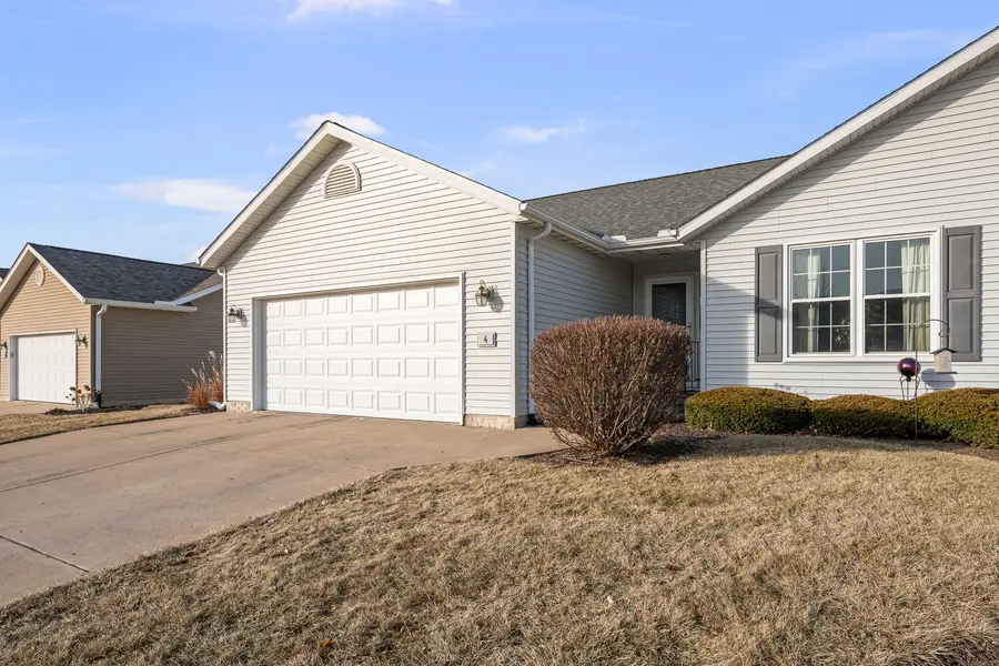 5200 Villa Drive #4, Davenport, IA 52806 - #2