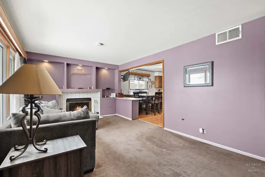 3012 Rhodes Avenue, Melrose Park, IL 60164 - #3