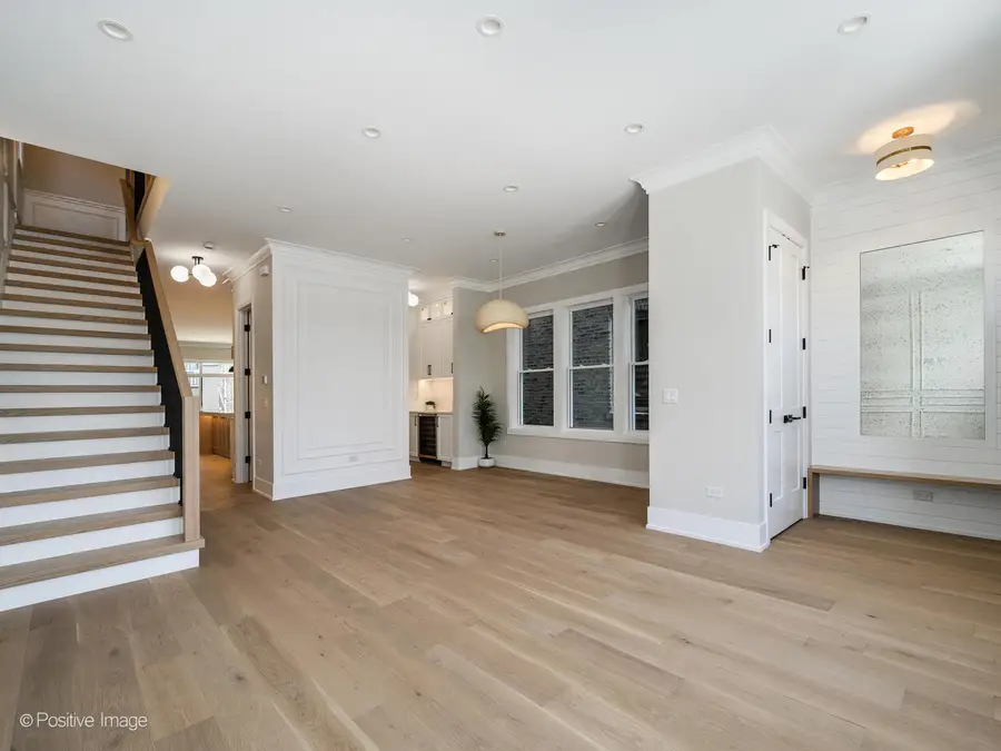 3047 N Christiana Avenue, Chicago, IL 60618 - Image #3