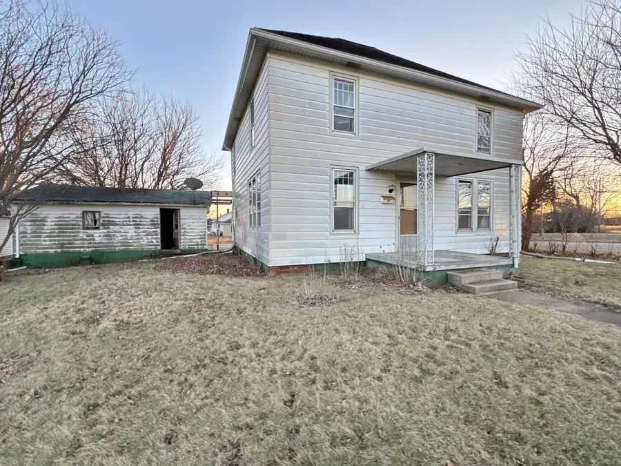 1231 Western Avenue, Kewanee, IL 61443 - #3
