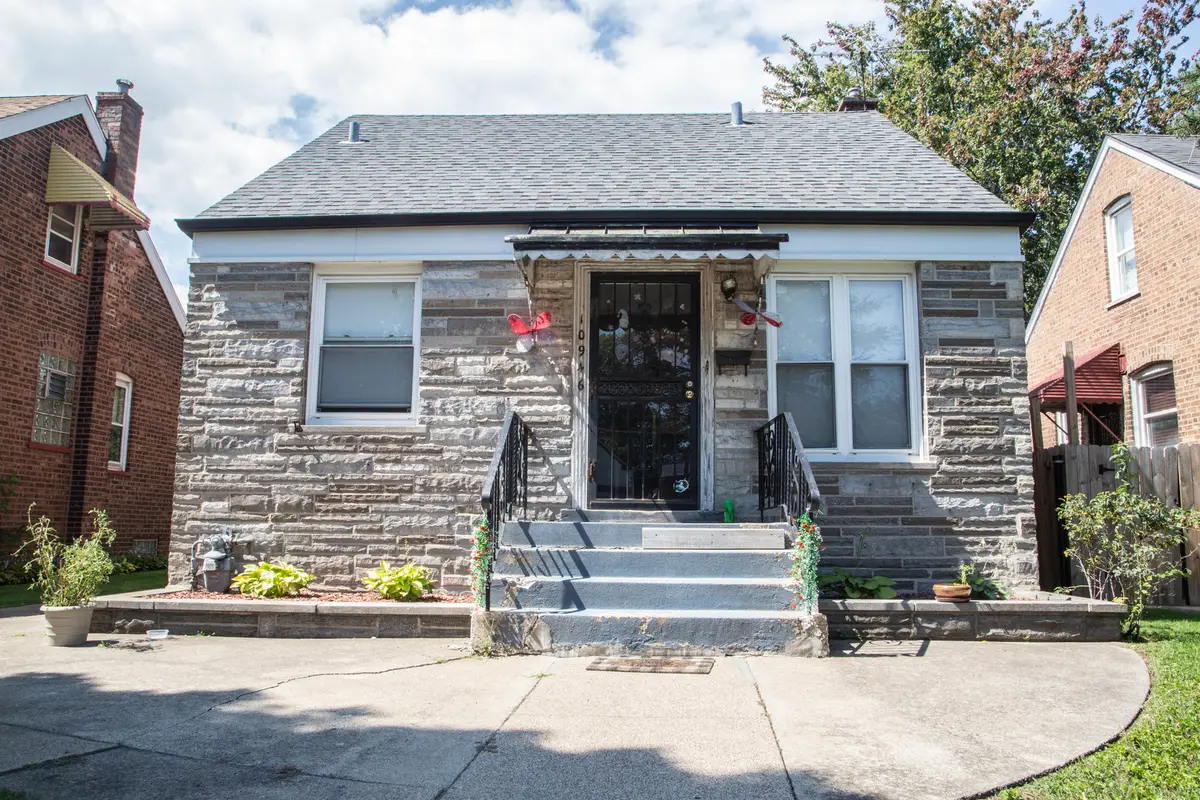 10946 S Avenue D, Chicago, IL 60617 - Image #1