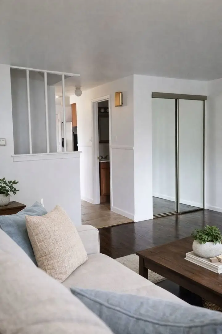 7906 S Kimbark Avenue #E, Chicago, IL 60619 - #3