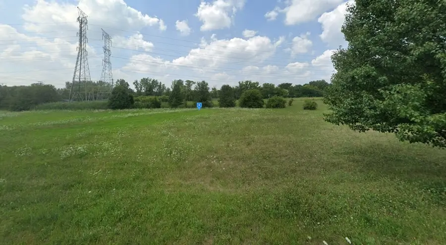 5701 Hampton Drive, Long Grove, IL 60047 - Image #2