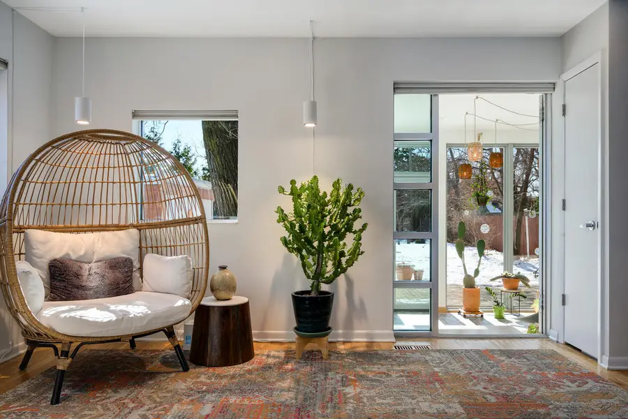 525 Berkeley Road, Riverside, IL 60546 - #3