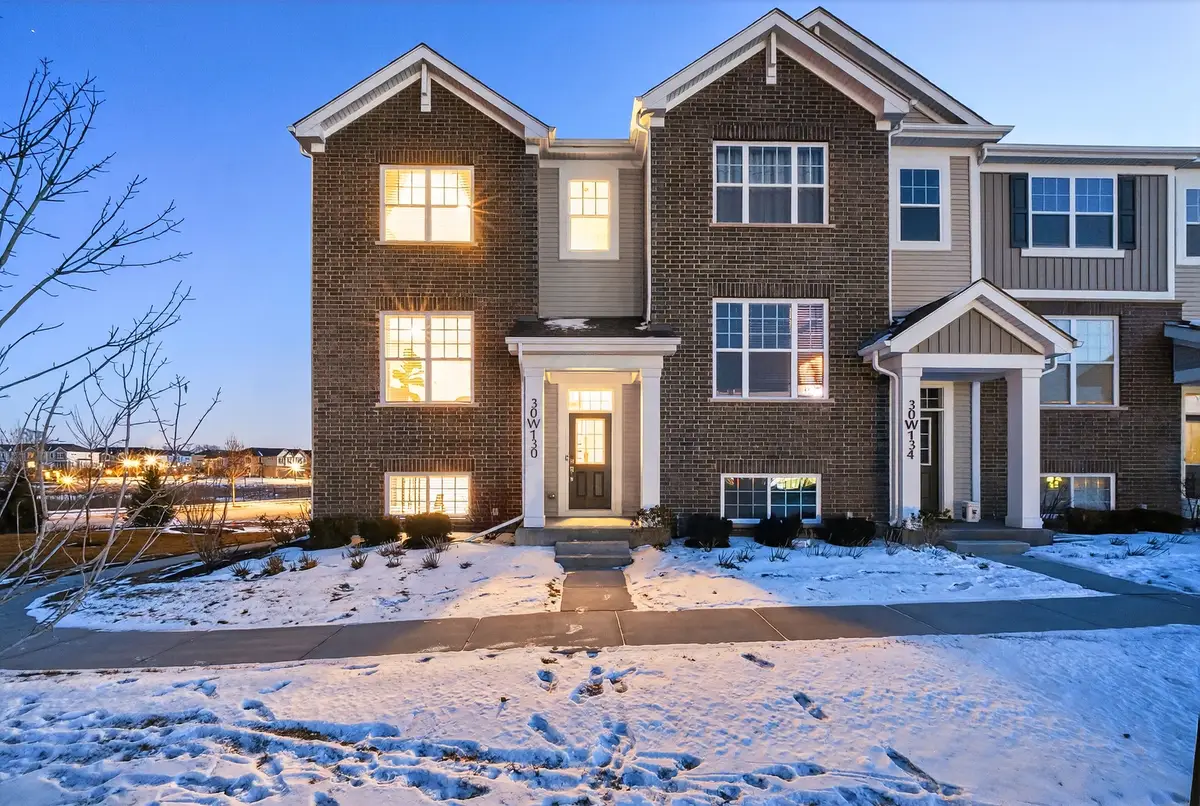 30W130 Wheeler Circle, Warrenville, IL 60563 - #1
