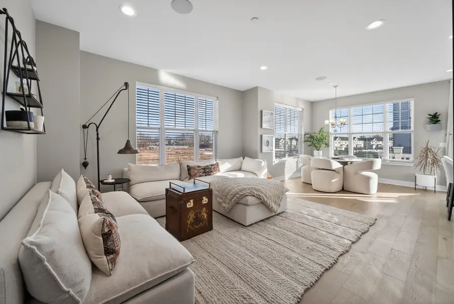 30W130 Wheeler Circle, Warrenville, IL 60563 - #2