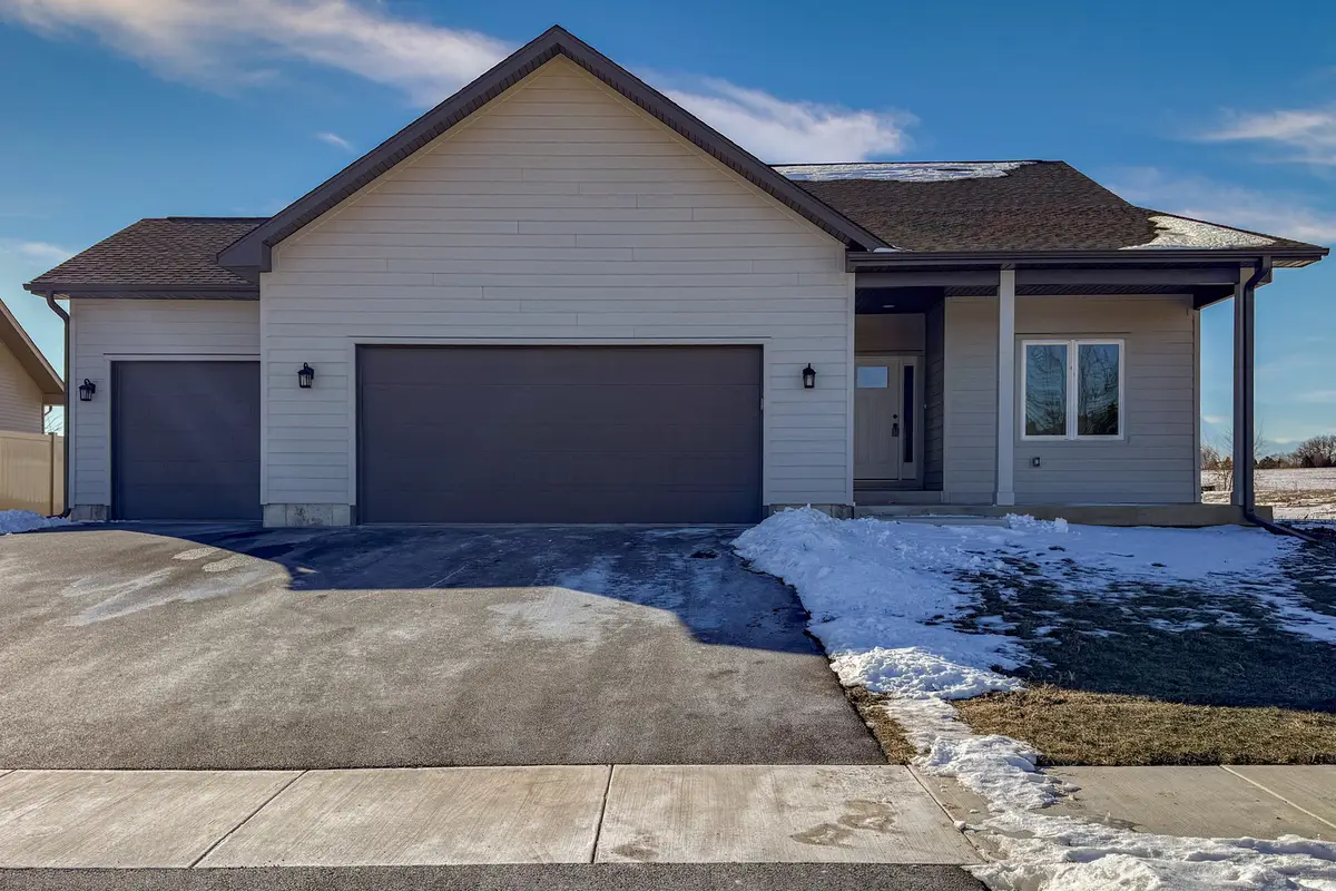 550 Cross Plains Road, Rockford, IL 61107 - #1