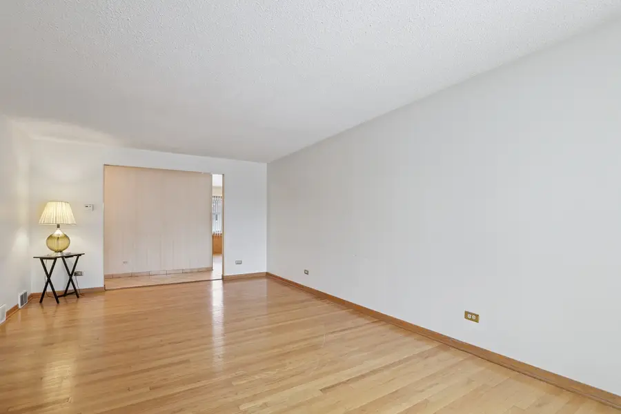 5818 N Octavia Avenue, Chicago, IL 60631 - Image #2
