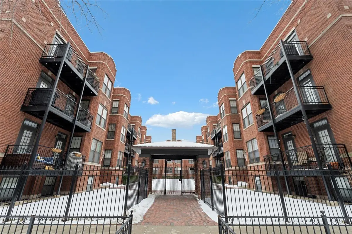 2707 N Mildred Avenue #1B, Chicago, IL 60614 - Image #1