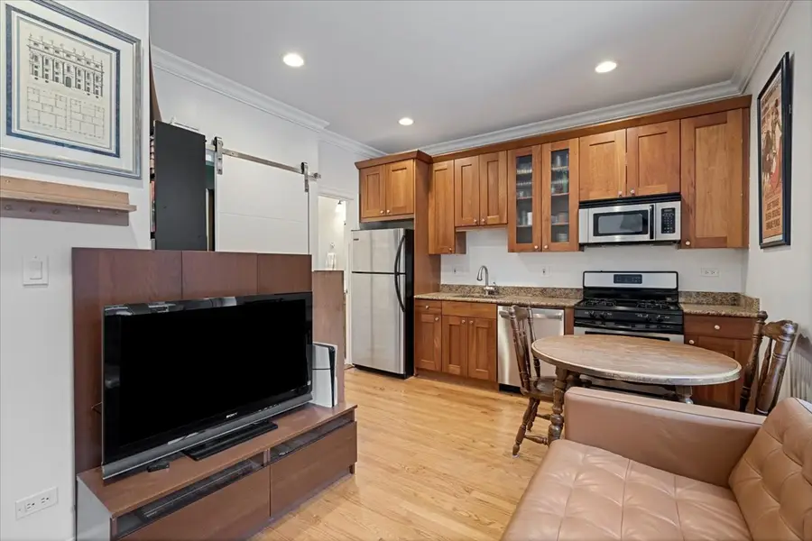 2707 N Mildred Avenue #1B, Chicago, IL 60614 - Image #3