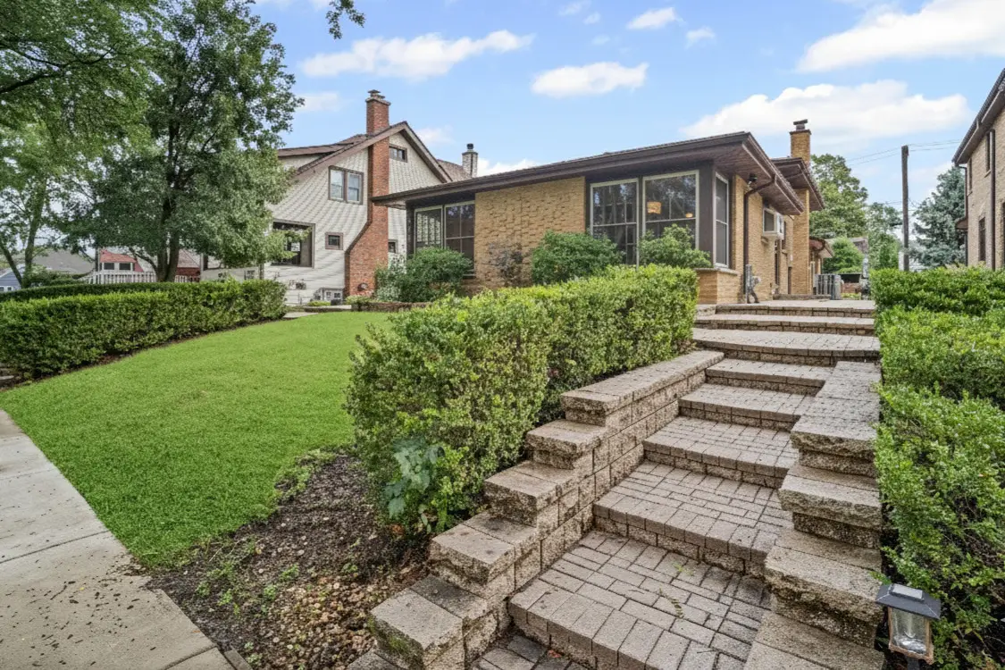 421 N Elm Street, Itasca, IL 60143 - #1