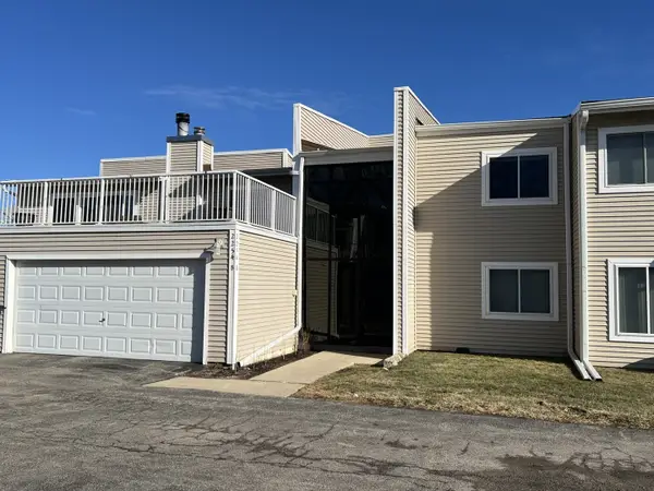 2254 N Baldwin Way #7B, Palatine, IL 60074